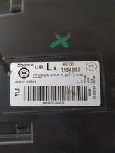 Laden Sie das Bild in den Galerie-Viewer, Frontscheinwerfer VW Transporter Caravelle 7E1941005D Rechts oder Links