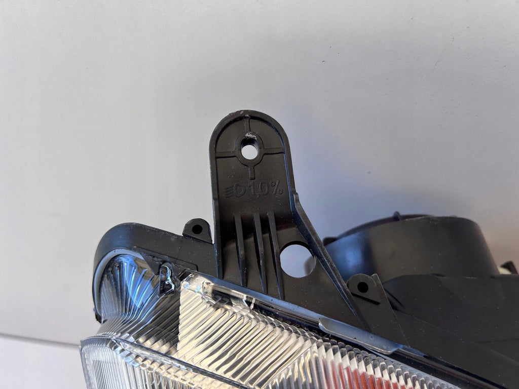 Frontscheinwerfer Opel Meriva A 93175365 Rechts Scheinwerfer Headlight SCH2823130678ju