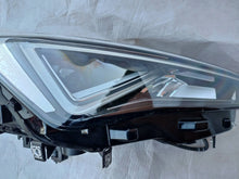 Load image into Gallery viewer, Frontscheinwerfer Seat Tarraco 5FJ941008J FULL LED Rechts Scheinwerfer Headlight