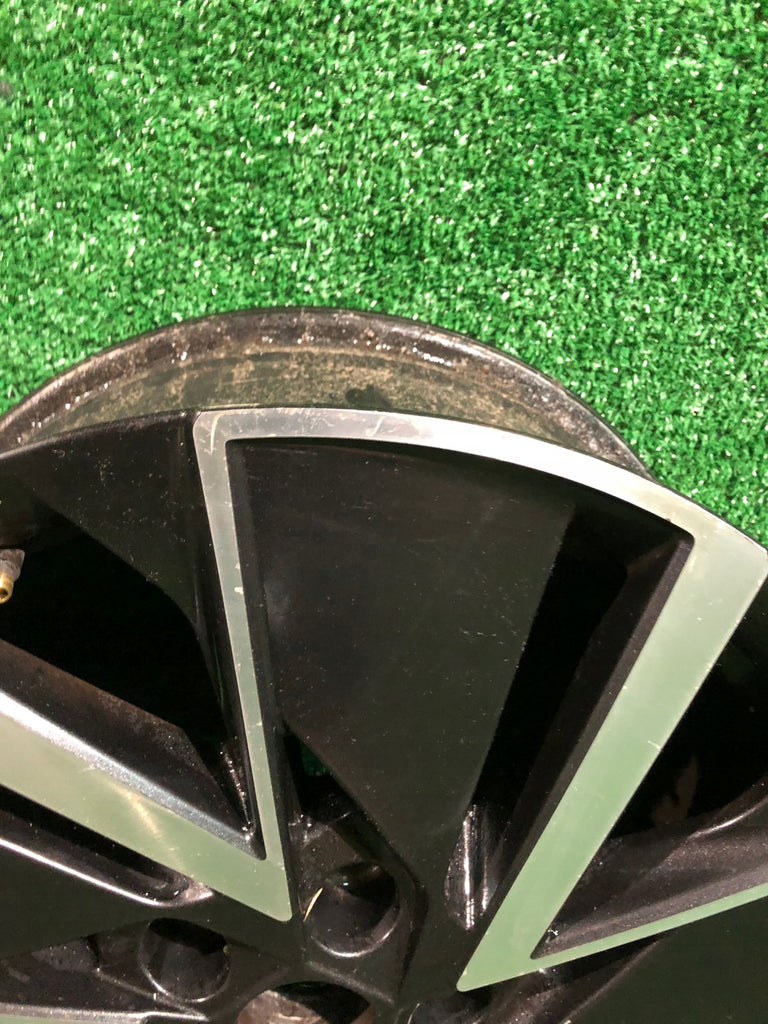 1x Alufelge 18 Zoll 7.5" 5x112 48ET Glanz Schwarz 5E3601025AD Mg Octavia 5e3 Iv