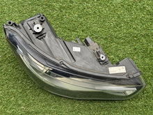 Laden Sie das Bild in den Galerie-Viewer, Frontscheinwerfer Audi A1 8X0941004J Rechts Scheinwerfer Headlight SCH2018819129yu