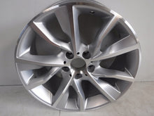 Load image into Gallery viewer, 1x Alufelge 19 Zoll 8.0" 5x120 36ET Glanz 6796258 BMW 3 F30 F32 F31 Rim Wheel FEL9436379538ke