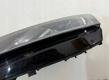 Load image into Gallery viewer, Frontscheinwerfer Skoda Octavia 5E4941015B Links Scheinwerfer Headlight SCH1005508791km