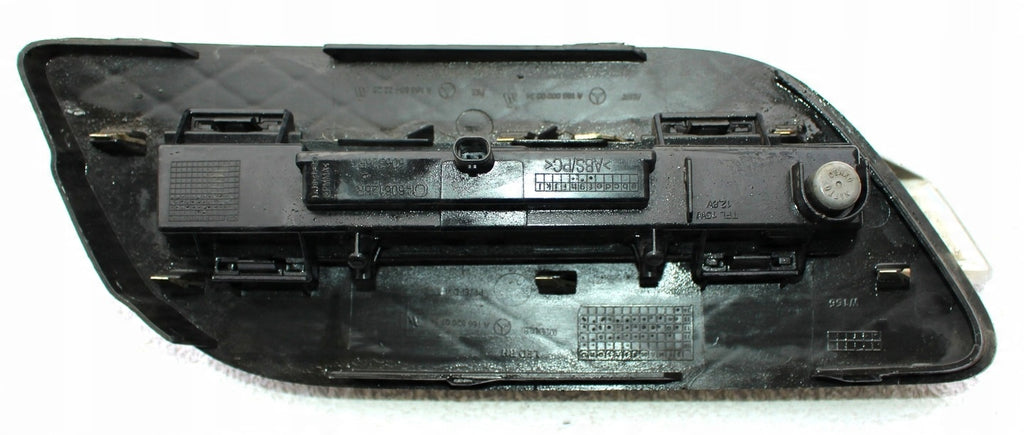 Rückleuchte Mercedes-Benz A1668800824 A1668842222 A1668200756 A2040065501 Rechts