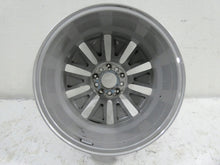 Laden Sie das Bild in den Galerie-Viewer, 1x Alufelge 17 Zoll 7.0&quot; 5x112 40ET A2134010200 Mercedes-Benz Rim Wheel