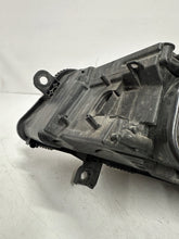 Laden Sie das Bild in den Galerie-Viewer, Frontscheinwerfer Audi A6 C6 Xenon Rechts Scheinwerfer Headlight