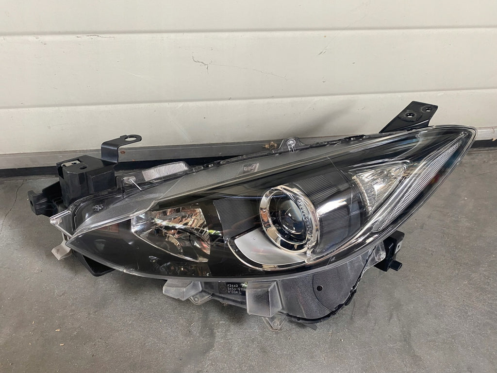 Frontscheinwerfer Mazda III BHR151040 2532425000 Links Scheinwerfer Headlight