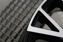 Load image into Gallery viewer, 1x Alufelge 22 Zoll 9.0" 5x108 43ET Glanz Schwarz 31454682 Volvo Xc60 Rim Wheel FEL5518762002aa