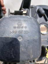 Laden Sie das Bild in den Galerie-Viewer, Frontscheinwerfer Mercedes-Benz W163 1638200749 Rechts Scheinwerfer Headlight SCH9091141099os