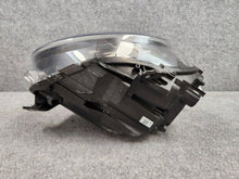 Laden Sie das Bild in den Galerie-Viewer, Frontscheinwerfer Mini F56 F55 5A01962-06 5A01961-05 LED Ein Satz Headlight SCH8795680579rt