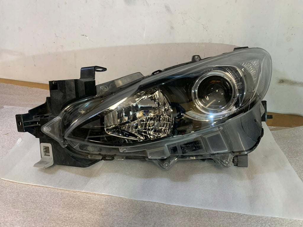 Frontscheinwerfer Mazda III B45A-51040 Links Scheinwerfer Headlight