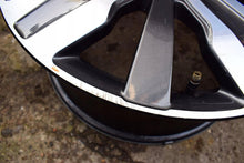 Laden Sie das Bild in den Galerie-Viewer, 1x Alufelge 17 Zoll 7.5&quot; 5x108 47ET Glanz Grau 9675230477 Mg Sw Rim Wheel