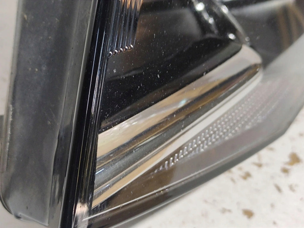 Frontscheinwerfer VW Caddy II 2K1941015B Rechts Scheinwerfer Headlight SCH8665336131jf