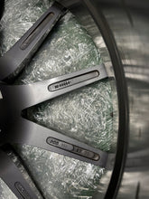 Laden Sie das Bild in den Galerie-Viewer, 1x Alufelge 20 Zoll 8.5" 5x108 47 5ET Glanz Schwarz 32243396 Volvo Rim Wheel FEL2312707301ju