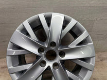 Load image into Gallery viewer, 1x Alufelge 16 Zoll 6.5" 5x112 50ET Glanz Silber 5K0601025AL VW Golf Vi FEL4054474373nl