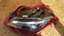 Laden Sie das Bild in den Galerie-Viewer, Frontscheinwerfer Seat Ateca 90117433 576941007D LED Links Headlight