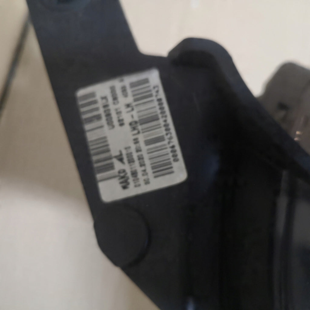 Frontscheinwerfer Hyundai I20 II 82101C8000 Ein Stück (Rechts oder Links)