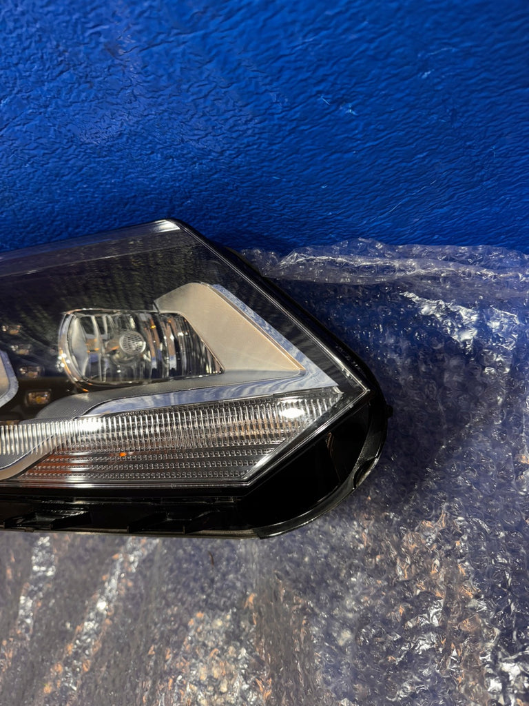 Frontscheinwerfer VW Tiguan 5N1941754 Rechts Scheinwerfer Headlight SCH7954656496ol