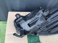 Laden Sie das Bild in den Galerie-Viewer, Frontscheinwerfer Skoda Octavia IV 5E4941016B LED Rechts Scheinwerfer Headlight SCH9084943523mu
