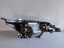 Laden Sie das Bild in den Galerie-Viewer, Frontscheinwerfer Mitsubishi Space Star Links Scheinwerfer Headlight