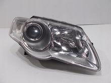 Load image into Gallery viewer, Frontscheinwerfer VW Passat 3C0941006Q Halogen Rechts Scheinwerfer Headlight