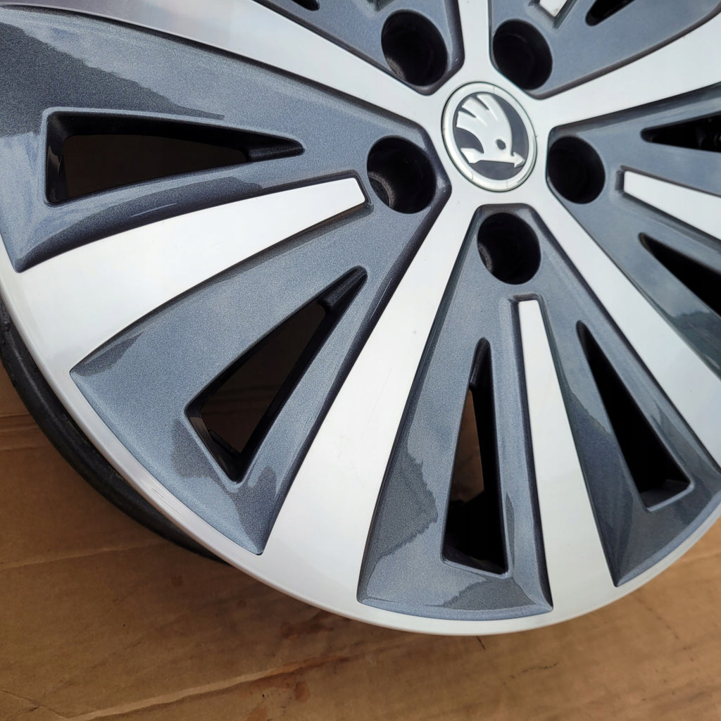 1x Alufelge 17 Zoll 6.5" 5x112 3V0601025AH Skoda Superb Iii Rim Wheel FEL3783444552ia
