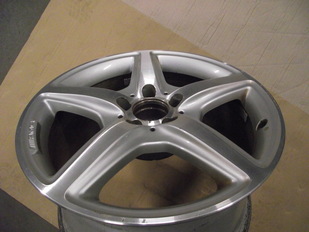 1x Alufelge 18 Zoll 9.5" 5x112 48ET Glanz Silber A2184011502 Mercedes-Benz Cls