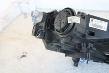 Load image into Gallery viewer, Frontscheinwerfer Seat Leon 5F1941007L Links Scheinwerfer Headlight SCH5641694470tg