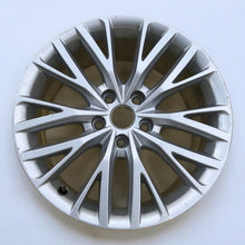 Load image into Gallery viewer, 1x Alufelge 17 Zoll 7.5&quot; 5x112 46ET 5FA601025B Seat Leon Rim Wheel