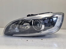 Load image into Gallery viewer, Frontscheinwerfer Volvo S60 II V60 31395902 Xenon Links Scheinwerfer Headlight SCH2340182122vs
