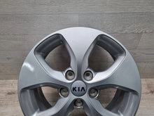 Load image into Gallery viewer, 4x Alufelge 16 Zoll 6.5&quot; 5x114.3 48,5ET 52910A4100 Kia Carens Iii Rim Wheel