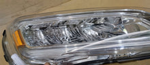 Load image into Gallery viewer, Frontscheinwerfer Dodge Ram Ducato 68516024AA Rechts Scheinwerfer Headlight SCH5616467653gv