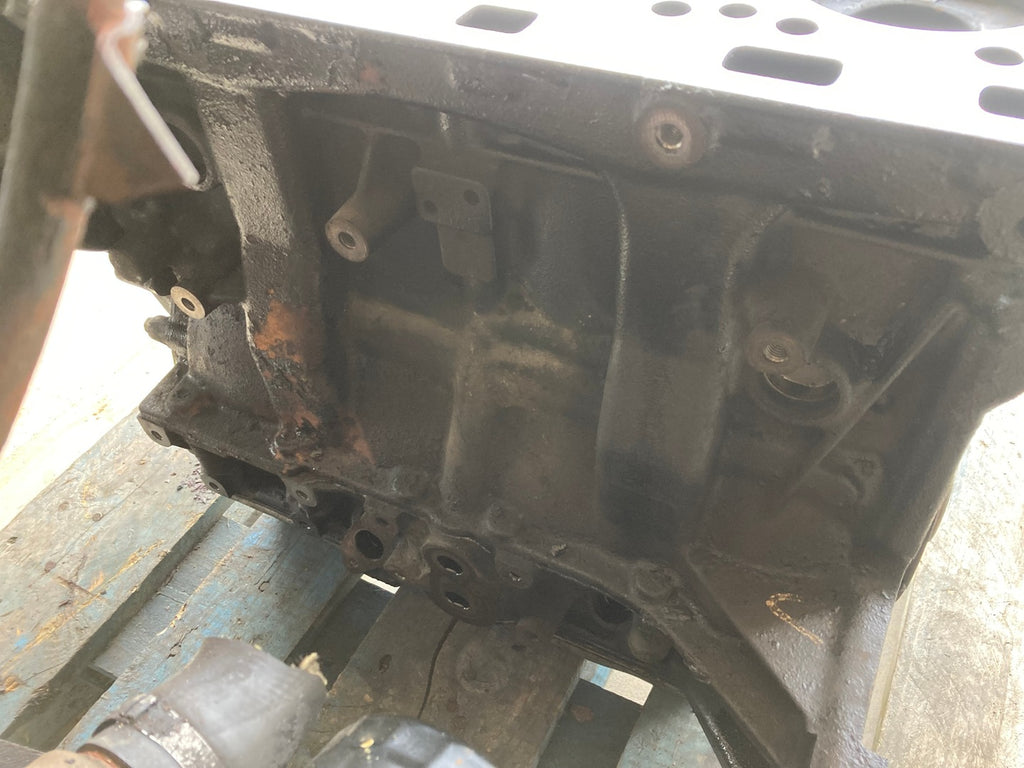 Motorblock Renault Master I G9U754 2.5 DCI Benzin Unkomplett