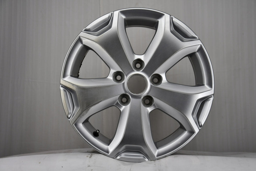 1x Alufelge 16 Zoll 6.5" 5x114.3 50ET Glanz Silber 403000813R Dacia Rim Wheel FEL5647286345lx