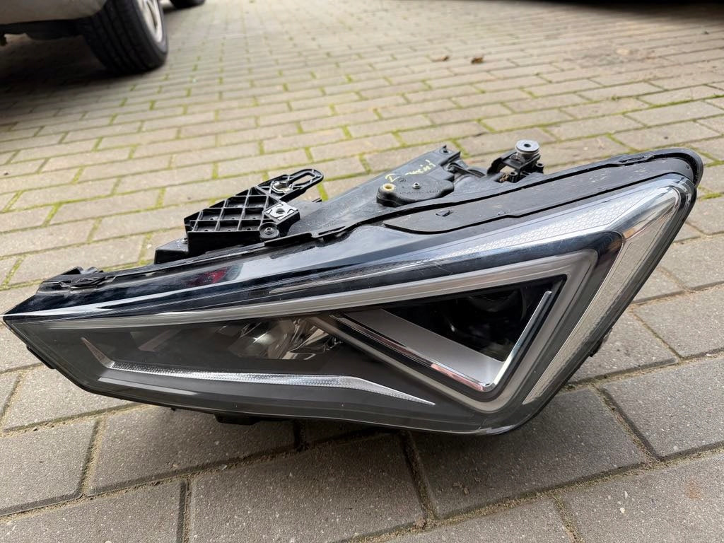 Frontscheinwerfer Cupra Formentor 5FG941007 LED Links Scheinwerfer Headlight SCH6549494645gt