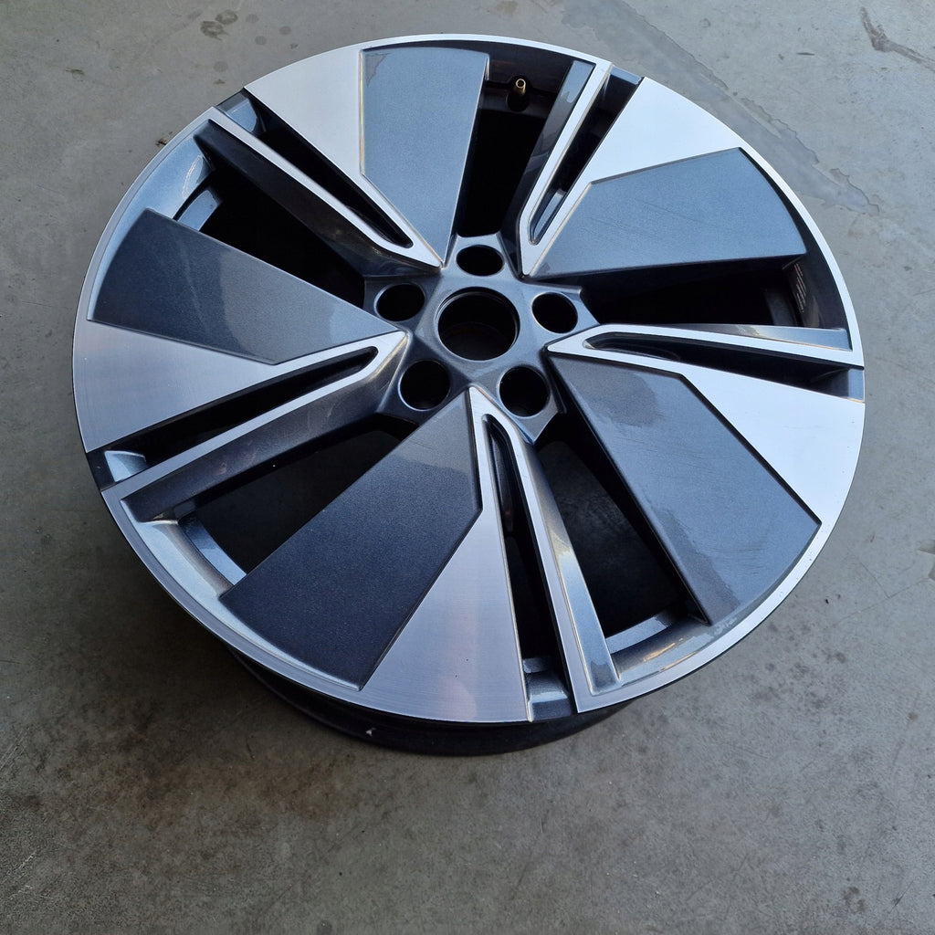 1x Alufelge 19 Zoll 8.0" 5x112 45ET Glanz Graphit 5LA601025A Mg Rim Wheel