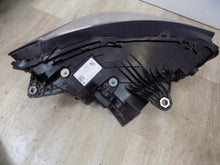 Laden Sie das Bild in den Galerie-Viewer, Frontscheinwerfer BMW 2 Active Tourer 5A42243-08 LED Links Headlight SCH9884696173ir