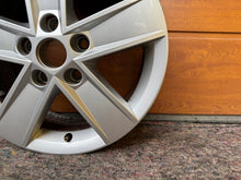 Load image into Gallery viewer, 1x Alufelge 16 Zoll 6.0" 5x112 48ET Glanz Silber 5E0601025M Skoda Octavia Iii FEL1263776968cn