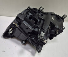 Laden Sie das Bild in den Galerie-Viewer, Frontscheinwerfer Seat Leon 5FB941008G Full LED Ein Stück (Rechts oder Links)