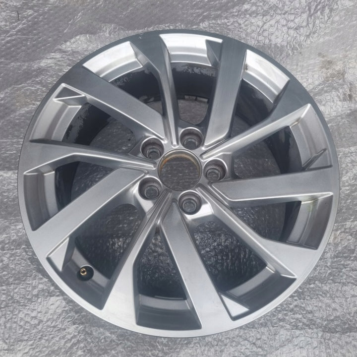 1x Alufelge 16 Zoll 6.5" 5x112 40ET Glanz Silber 82A601025B Audi Rim Wheel FEL5237663473pl