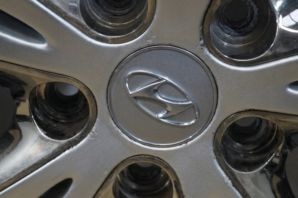 1x Alufelge 17 Zoll 7.0" 5x114.3 53ET 52910-A5550 Hyundai Rim Wheel