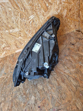 Laden Sie das Bild in den Galerie-Viewer, Frontscheinwerfer Mercedes-Benz W177 A1779062100 LED Rechts oder Links SCH5700314768uj