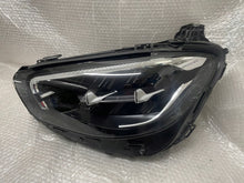 Load image into Gallery viewer, Frontscheinwerfer Mercedes-Benz W213 A2139067509 LED Links Headlight SCH8337248321yn