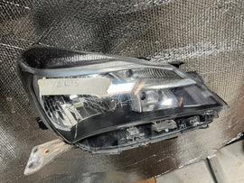 Frontscheinwerfer Toyota Yaris Rechts Scheinwerfer Headlight