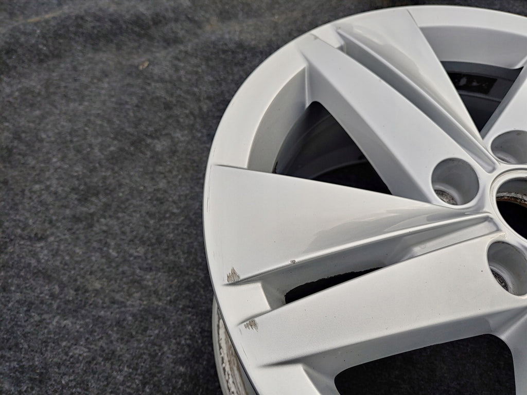 1x Alufelge 16 Zoll 7.0" 5x112 48ET Glanz Silber 5H0601025 VW Golf Viii FEL9151459243mw