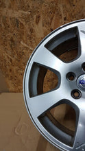 Laden Sie das Bild in den Galerie-Viewer, 1x Alufelge 17 Zoll 7.5&quot; 5x108 55ET 30671480 Volvo Xc60 Rim Wheel