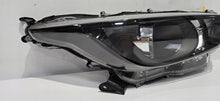 Laden Sie das Bild in den Galerie-Viewer, Frontscheinwerfer Toyota Yaris Rechts Scheinwerfer Headlight SCH2339797283za