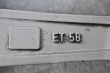 Laden Sie das Bild in den Galerie-Viewer, 1x Alufelge 17 Zoll 8.5" 5x112 58ET Glanz Silber A2044019702 Mercedes-Benz W204 FEL6465603771if