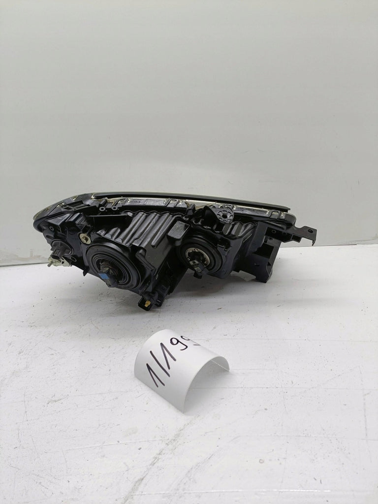 Frontscheinwerfer Mitsubishi Pajero I Sport II 8301A877 Links Headlight SCH1393163052vy