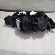 Laden Sie das Bild in den Galerie-Viewer, Frontscheinwerfer BMW 3 F30 F31 7259525 Xenon Links Scheinwerfer Headlight SCH3318875277ut